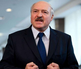 Лукашенко пообещал не удерживать власть «посиневшими руками»