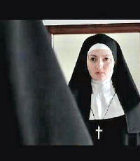 В Италии запретили рекламу мороженого, на которой священник соблазняет монахиню
