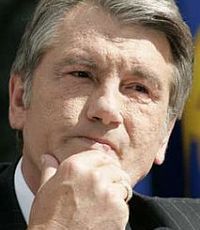 Ющенко подписал закон о банках
