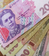 Средняя зарплата в Украине выросла на 9%