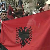 Сербы будут протестовать против независимости Косово