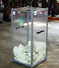 На выборах в Севастополе зафиксировано нарушение со стороны комуниста