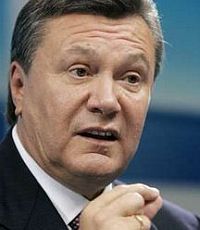Янукович: До местных выборов нужно сменить избирательную систему