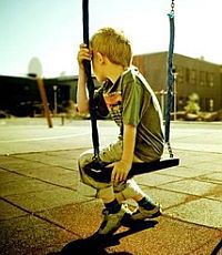 Ученые установили, почему мальчики чаще страдают от аутизма