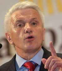 Литвин назвал Кравчука «патентованной политической проституткой»