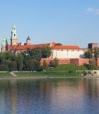 Жители Кракова против захоронения Леха Качиньского в Вавельском замке