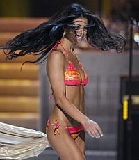 Конкурс «Мисс США» не намерен отказываться от конкурса купальников
