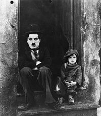 В Париже похищен первый «Оскар» Чаплина