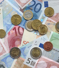 Евро на межбанке подорожал на 19 копеек
