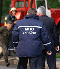Киевские спасатели достали из Днепра Lexus