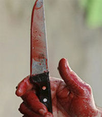 Киевлянин ранил ножом девушку и покончил с собой