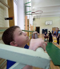 Порошенко одобрил увеличение количества уроков физкультуры в школах