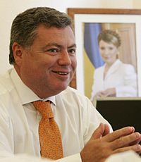 Печерский суд продолжит рассматривать дела чиновников Тимошенко