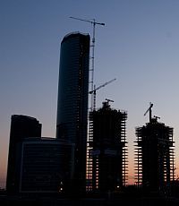 Китайцы собрали небоскреб за 2,5 недели (видео)