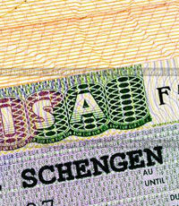 Шенгенские консульства отзывают визы при отмене бронирования отеля
