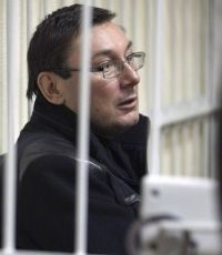 Луценко будет находиться под стражей бессрочно - адвокат