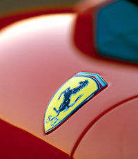 Покупатель забыл суперкар Ferrari в салоне