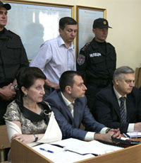 Прокуроры еще не знают, какой срок просить для Тимошенко