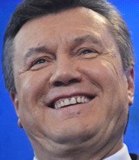 ГПУ подозревает Януковича в получении взяток от Клюева