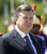 Украина будет присматриваться к ТС - Янукович