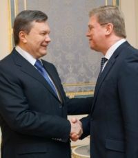 В АП проходит встреча Януковича с еврокомиссаром Фюле