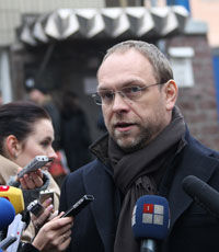 Власенко: Одна из сокамерниц Тимошенко не является заключенной