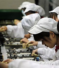 Работники китайской фабрики захватили в заложники начальство