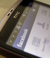 HTC представила новый флагманский смартфон (видео)