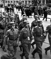 Латвийский Сейм хочет примирить советских ветеранов с легионерами SS
