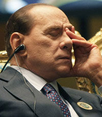 Прокуратура требует для Берлускони пять лет по обвинению в коррупции