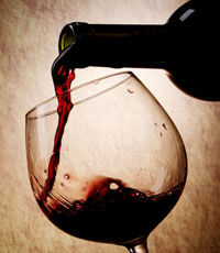 Ученые: красное вино помогает бороться с лишними жировыми клетками