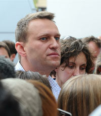 Полиция допросит Навального по делу о клевете
