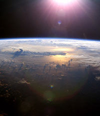 Озоновый слой Земли начал восстанавливаться