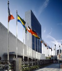 Запад не дал в СБ ООН осудить нападение на посольство России в Киеве