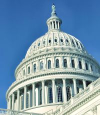 Сенат США одобрил временный бюджет