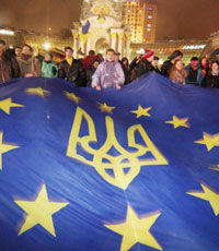 Майдан Независимости полностью очистился от партийной символики