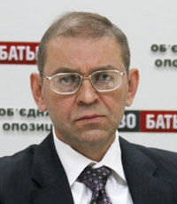 Пашинский: Яценюк рассматривает вариант добровольной отставки