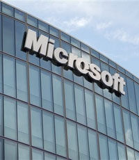 Microsoft выпустит собственные телефоны к лету