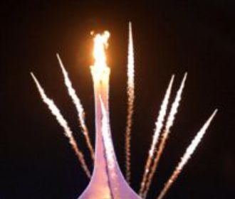 В Сочи зажгли олимпийский огонь