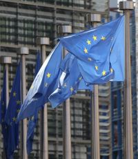 Еврокомиссия выделила Украина 600 млн евро кредита