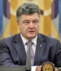 Порошенко: выборы на Донбассе пройдут исключительно в рамках украинского законодательства