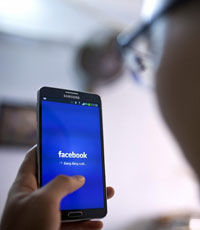 Facebook запустил блокировку россиян за слово "хохлы"