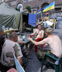 СМИ: активисты установили палатки на Майдане в Киеве