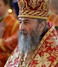 День ангела Предстоятеля УПЦ: Литургия в лавре, иностранные гости и молитва за мир на Украине