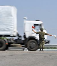 Колонны МЧС РФ привезли в Донецк и Луганск гуманитарную помощь