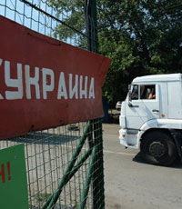 Украина и Россия разрешили транзитные грузоперевозки