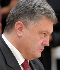 Порошенко заявляет о необходимости четкого плана на случай эскалации конфликта на Донбасс