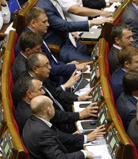 Спикер Рады предлагает депутатам работать без перерывов