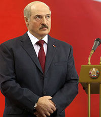 ЕС временно снимет санкции с Лукашенко - Reuters