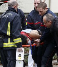 Le Monde: выжившая при атаке на Charlie Hebdo рассказала подробности